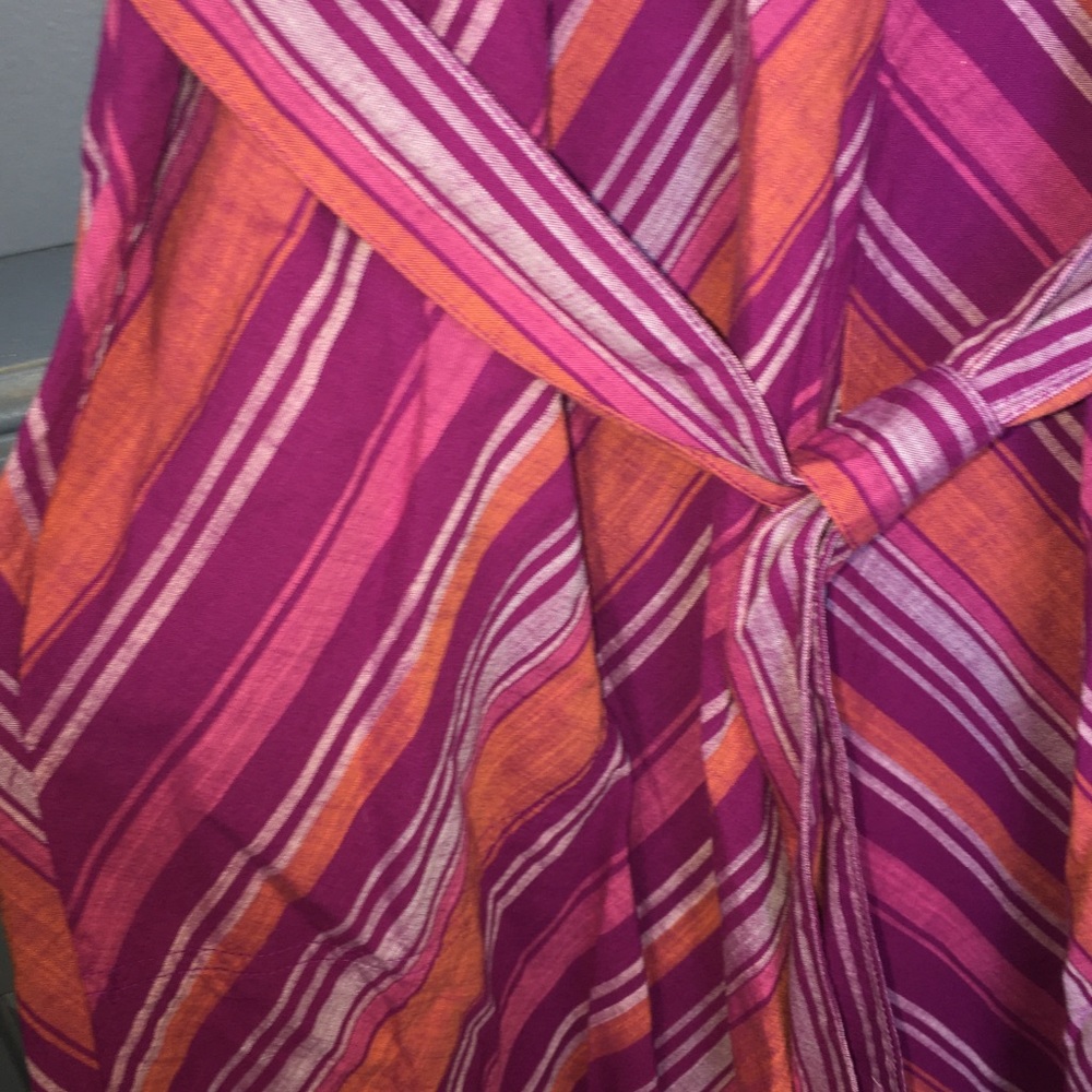 Dress - Picture 3 of 6